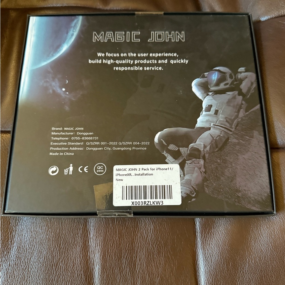 Magic John Screen Protector 2 pack iPhone 11/iPhoneXR installation NWT - Picture 2 of 2